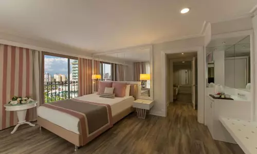 هتل دلفین دیوا پریمیر آنتالیا